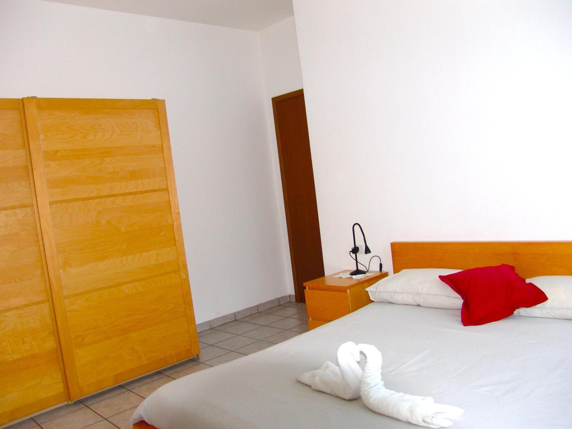 Modern Apartment Luci & Stelle Near Lake Como Nibionno Extérieur photo